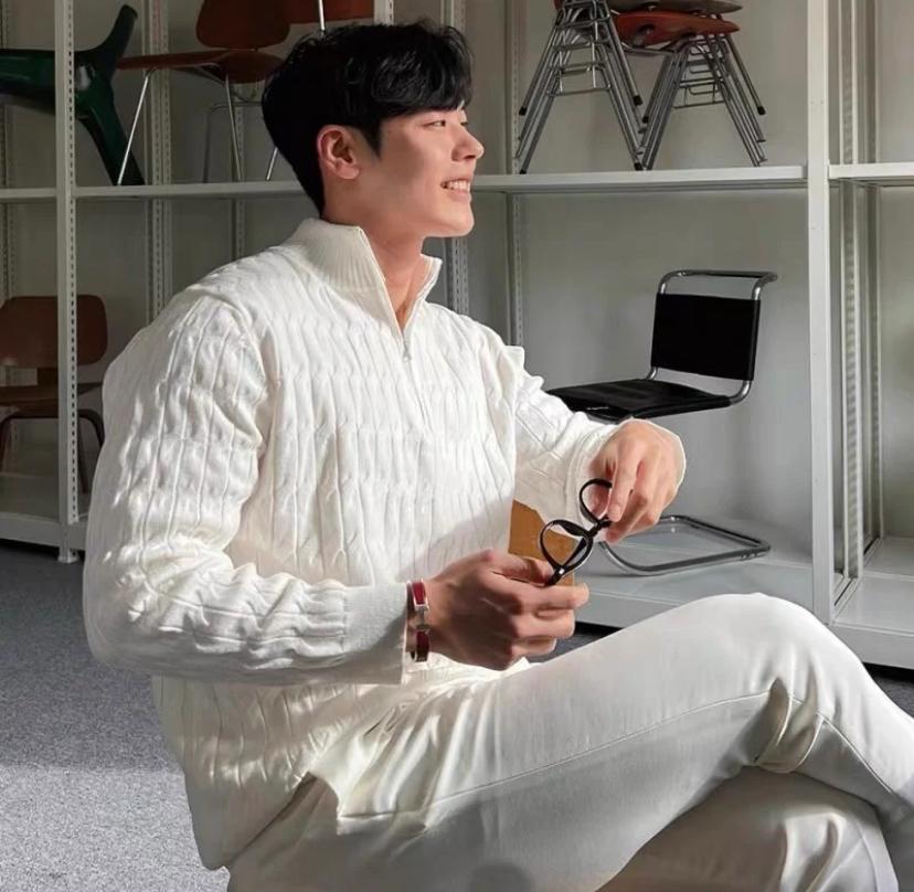 Polos half zip sweater