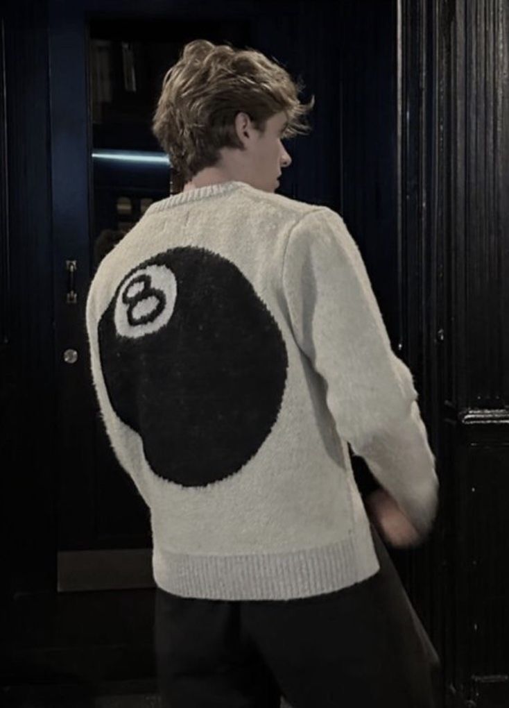 PASSIONIS | H&M HERITAGE EIGHT PREMIUM KNIT SWEATER