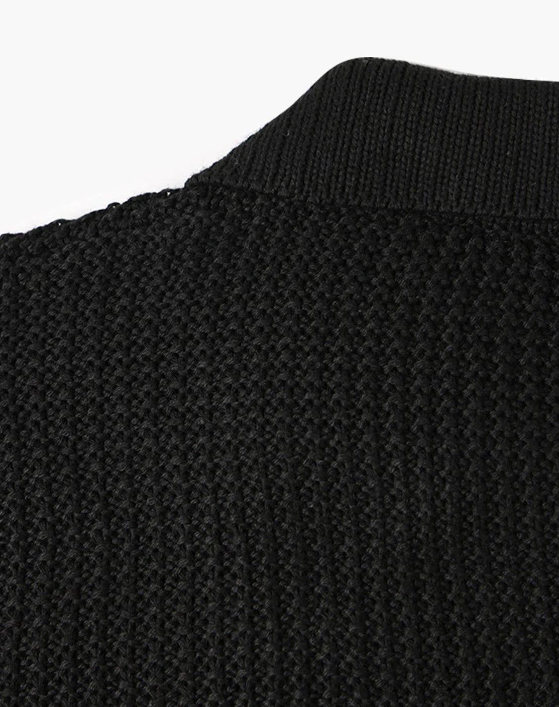 PASSIONIS | ZARA ZIPPED SWEATER