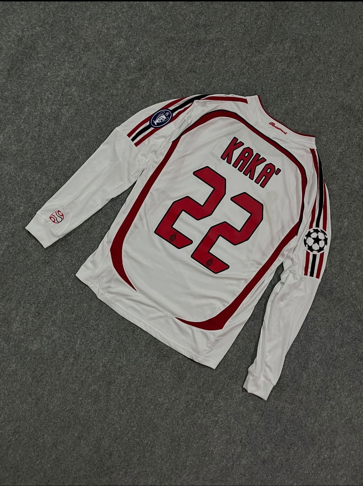 PASSIONIS | The Golden Legacy: AC Milan '07 Retro Jersey