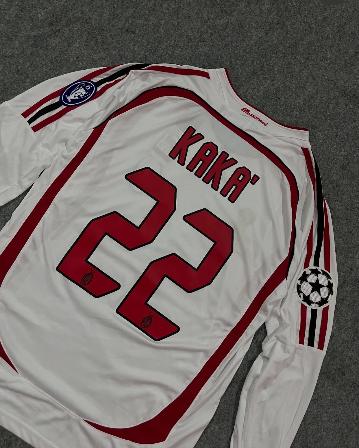 PASSIONIS | The Golden Legacy: AC Milan '07 Retro Jersey