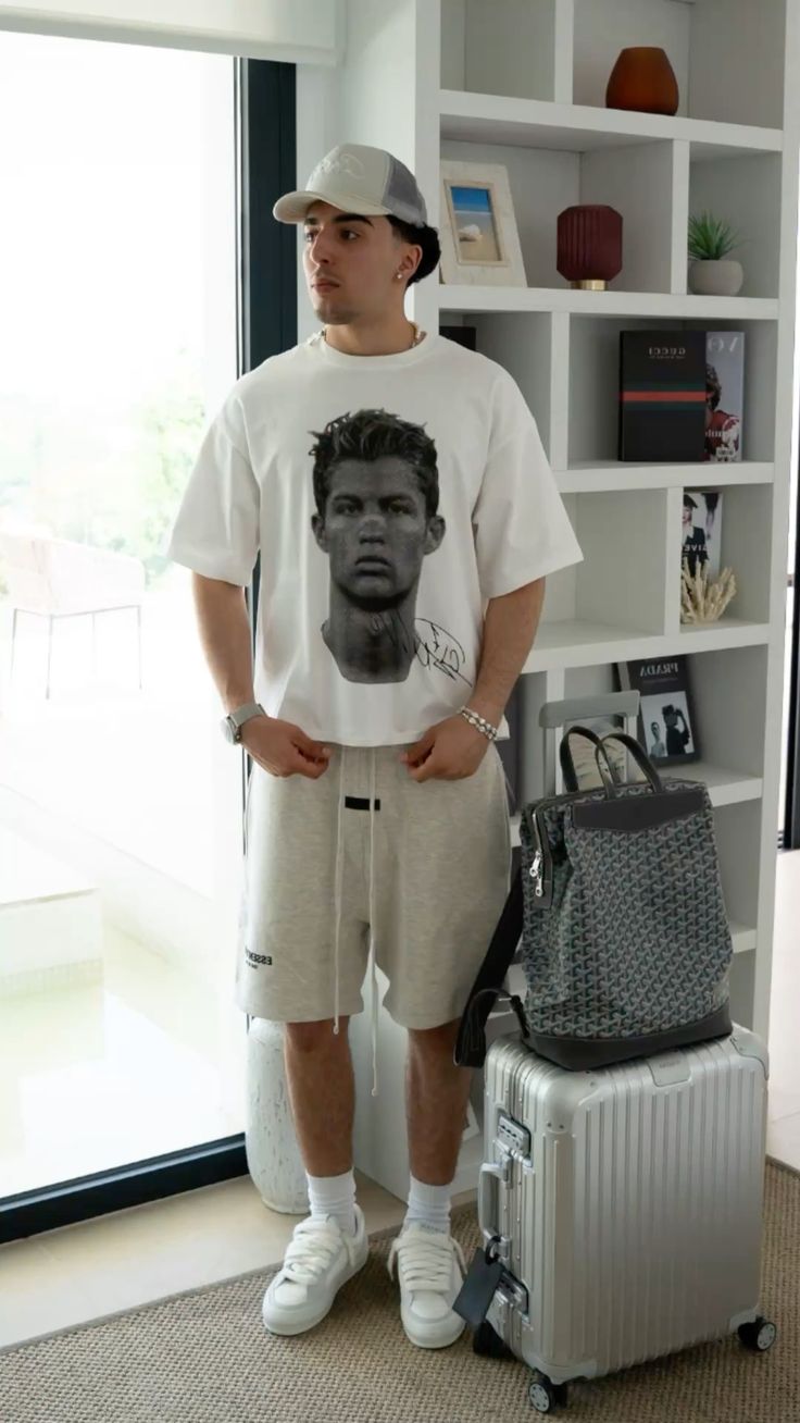 The Icons Collection: Football Legends Graphic Tee