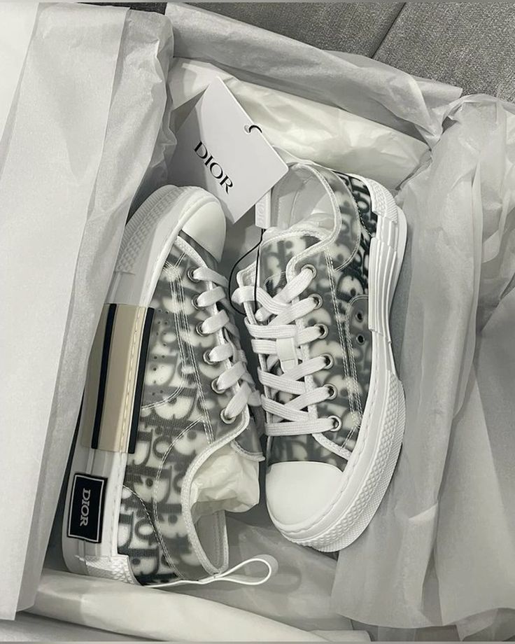 D-Luxe Oblique Canvas Sneakers